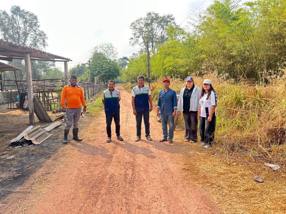 การลงพื้นที่สำรวจถนนลูกรังภายในหมู่บ้านชำรุดเป็นหลุมเป็นบ่อ หมู่ที่ 7 บ้านโคกกรวด